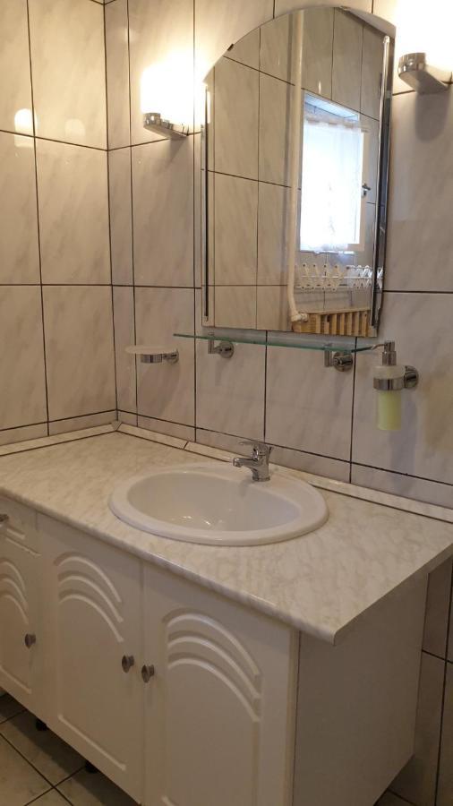 Ilona Apartmanok Balatonboglár Buitenkant foto