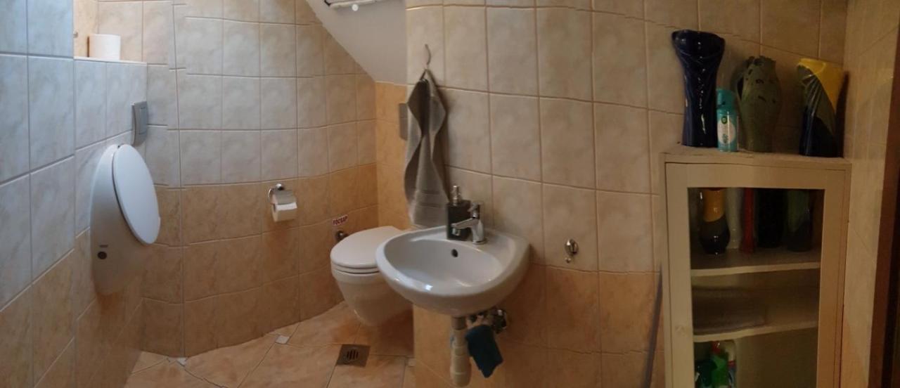 Ilona Apartmanok Balatonboglár Buitenkant foto